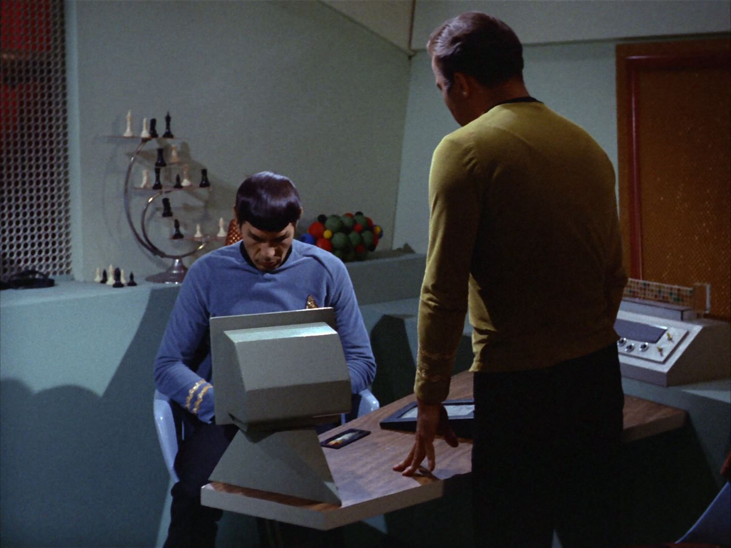 ariane179254_StarTrek_2x01_AmokTime_0541.jpg