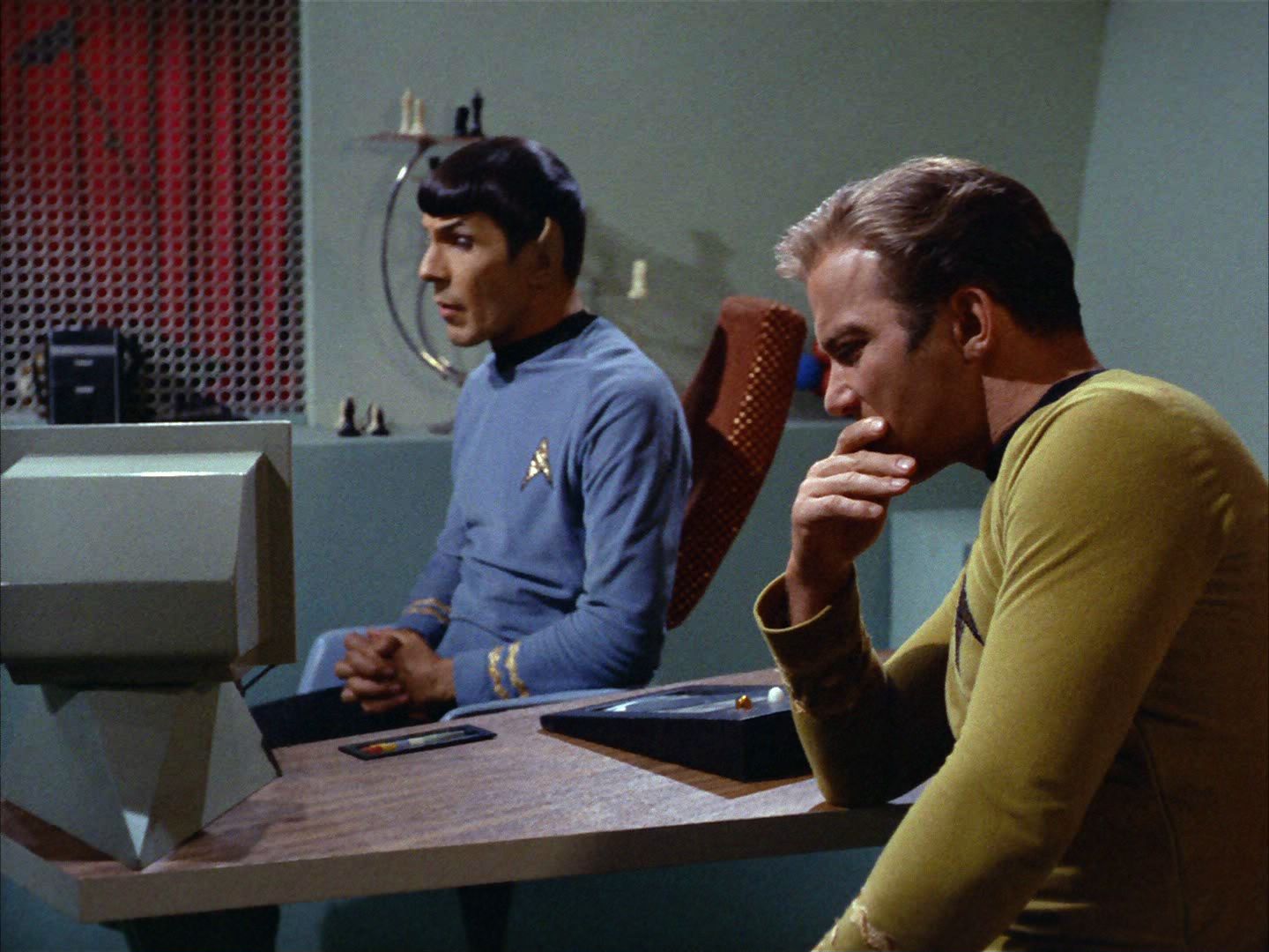 ariane179254_StarTrek_2x01_AmokTime_0704.jpg