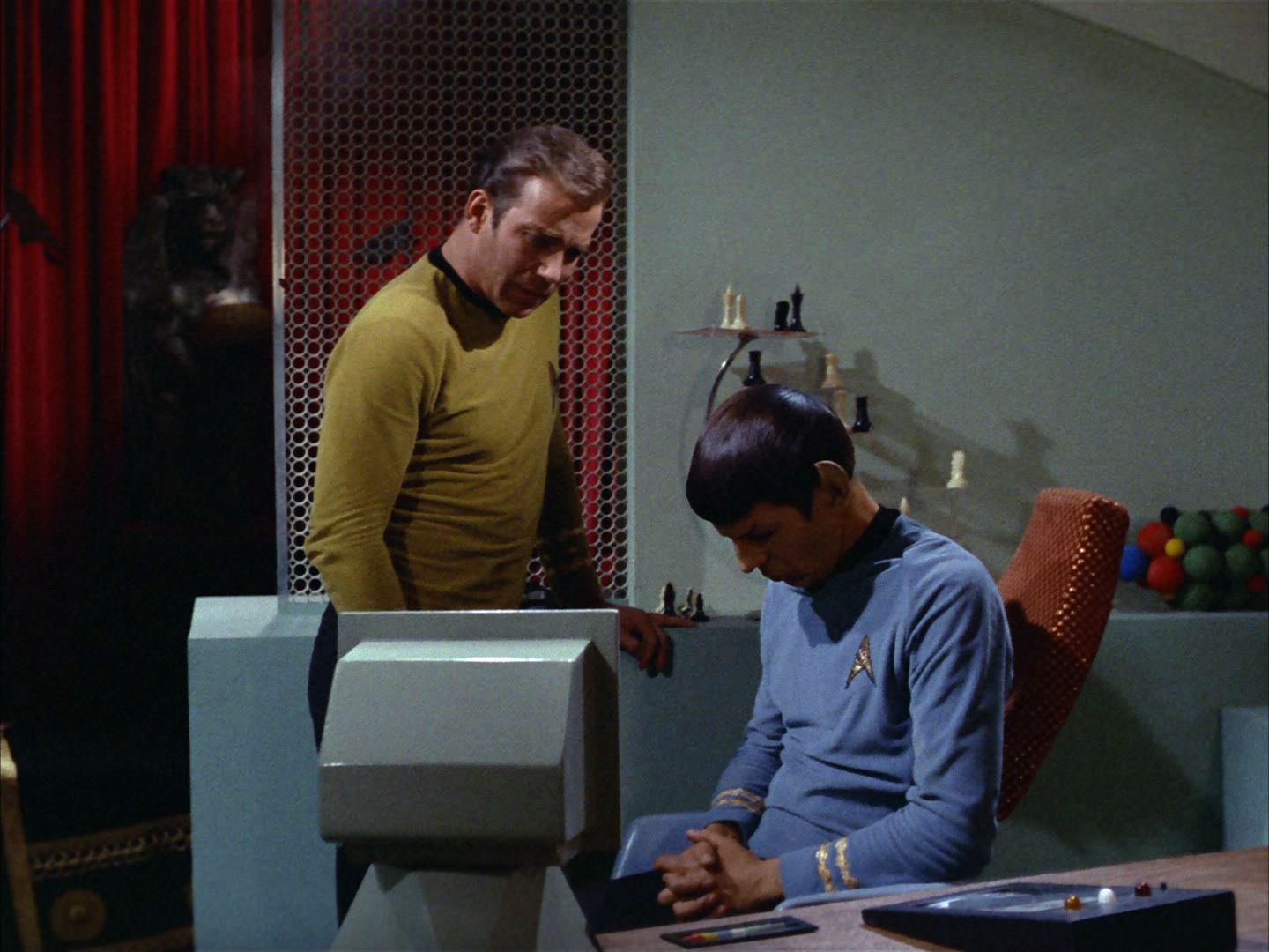 ariane179254_StarTrek_2x01_AmokTime_0744.jpg
