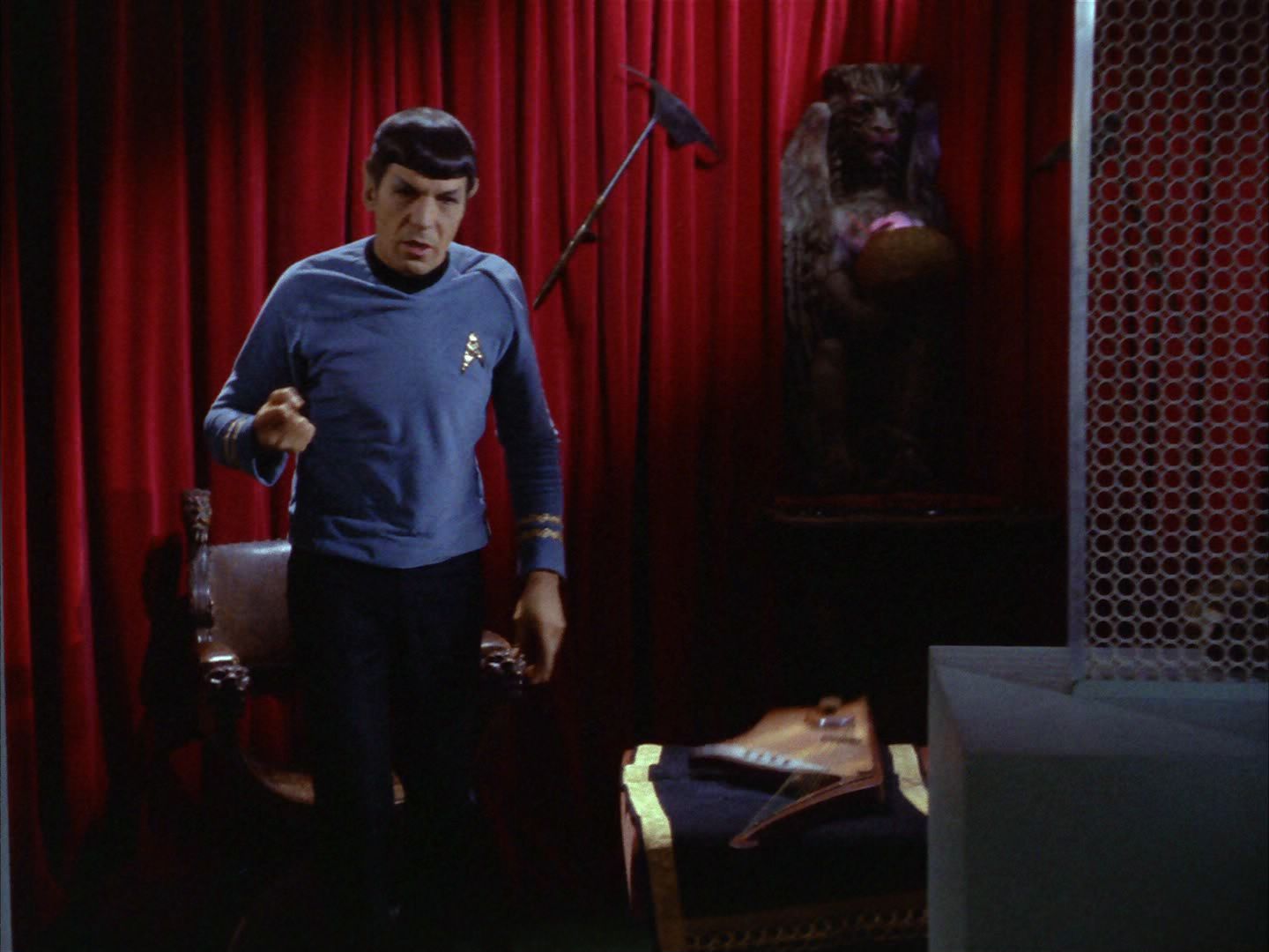 ariane179254_StarTrek_2x01_AmokTime_0767.jpg