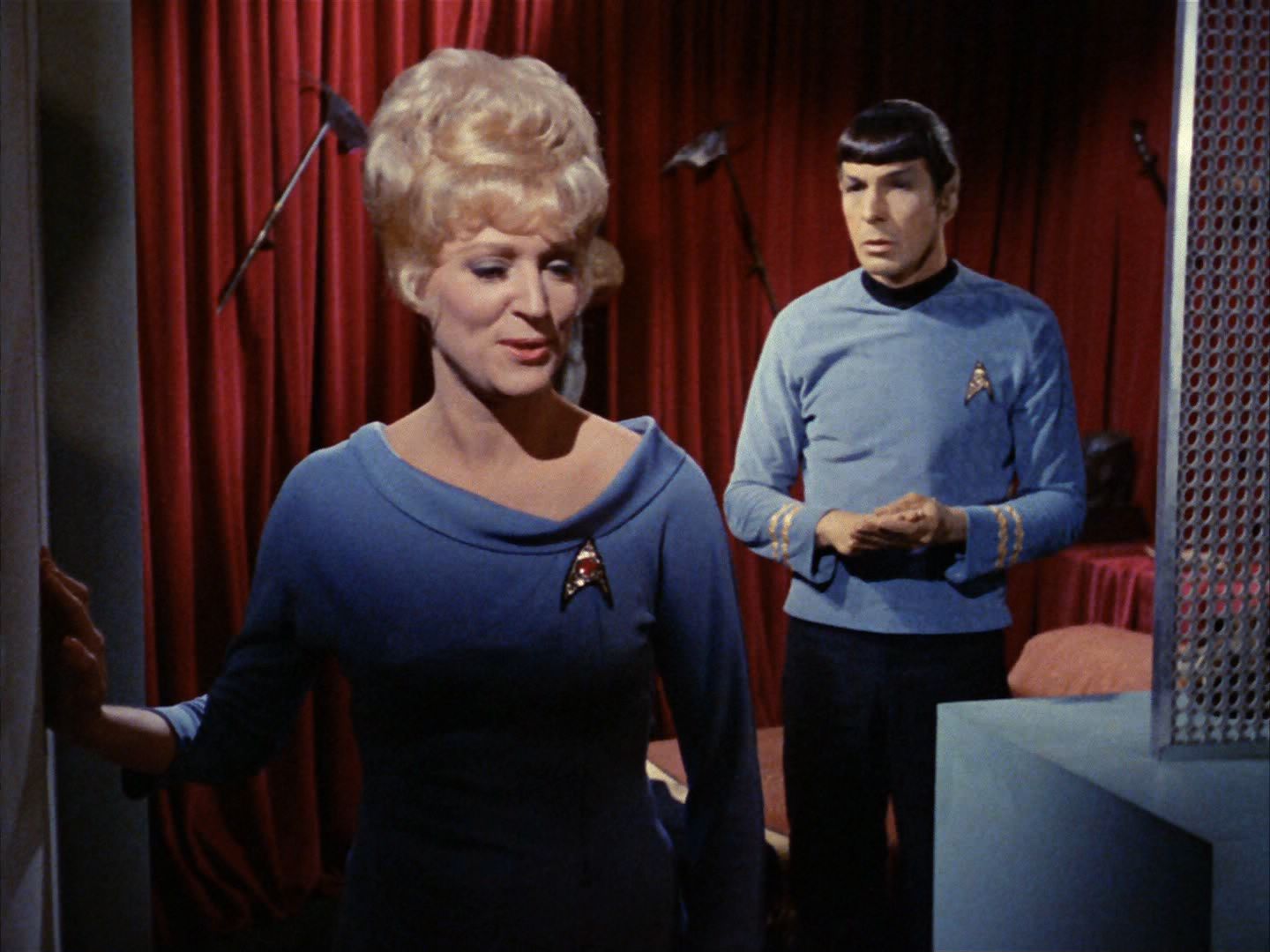 ariane179254_StarTrek_2x01_AmokTime_0901.jpg