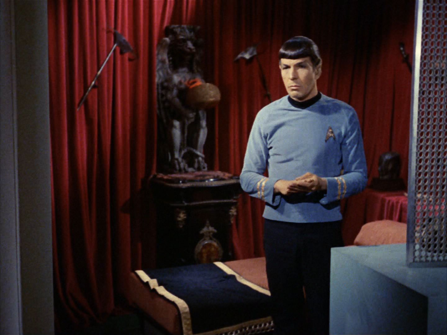 ariane179254_StarTrek_2x01_AmokTime_0905.jpg