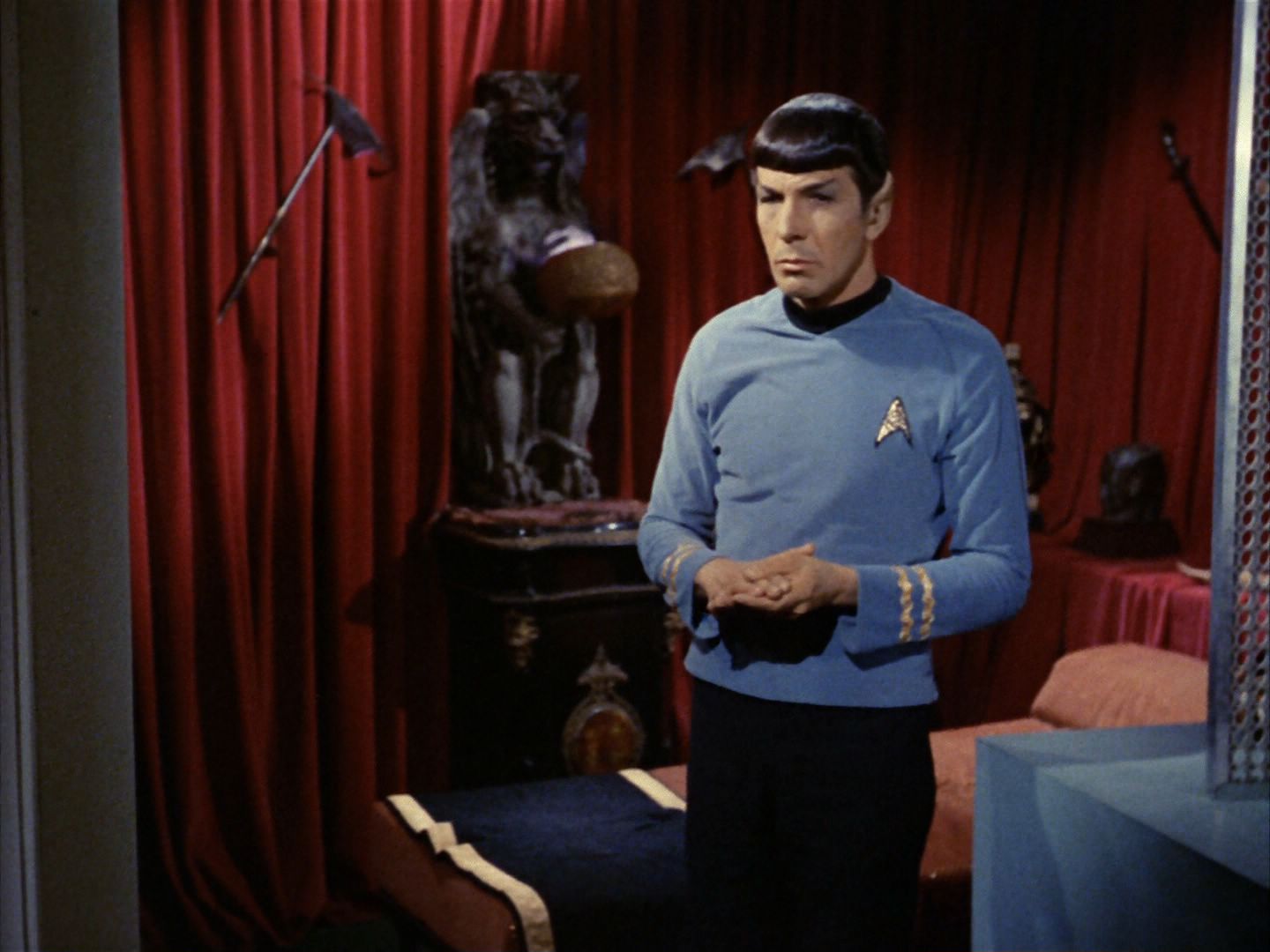 ariane179254_StarTrek_2x01_AmokTime_0908.jpg