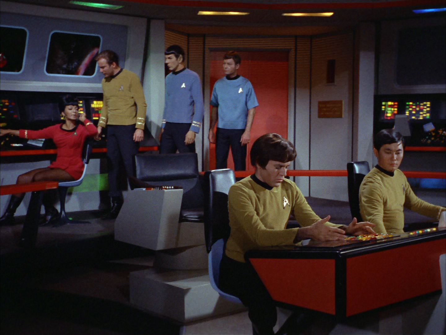 ariane179254_StarTrek_2x01_AmokTime_0961.jpg