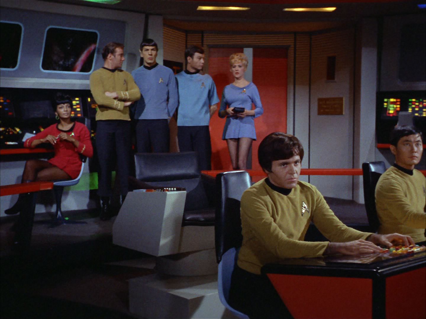 ariane179254_StarTrek_2x01_AmokTime_0986.jpg
