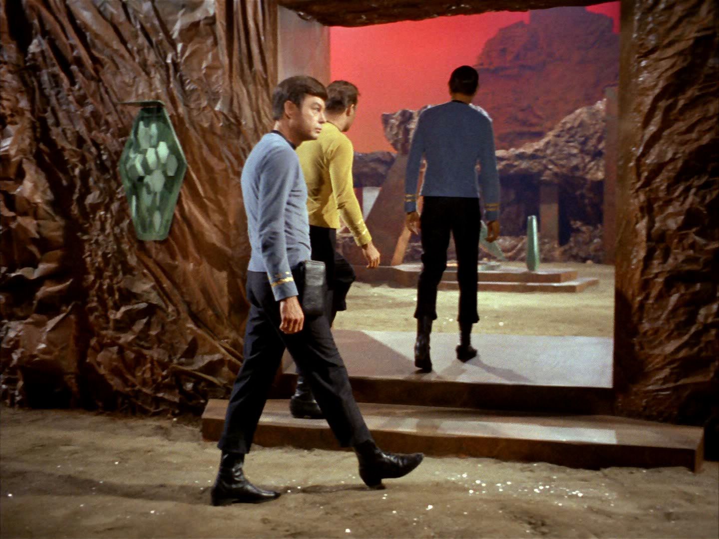 ariane179254_StarTrek_2x01_AmokTime_1061.jpg