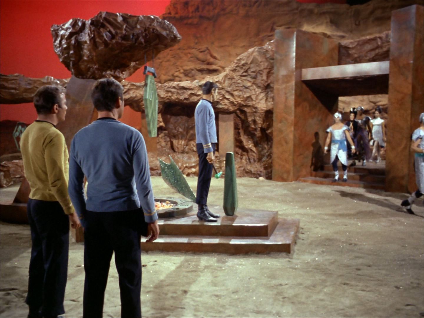ariane179254_StarTrek_2x01_AmokTime_1189.jpg
