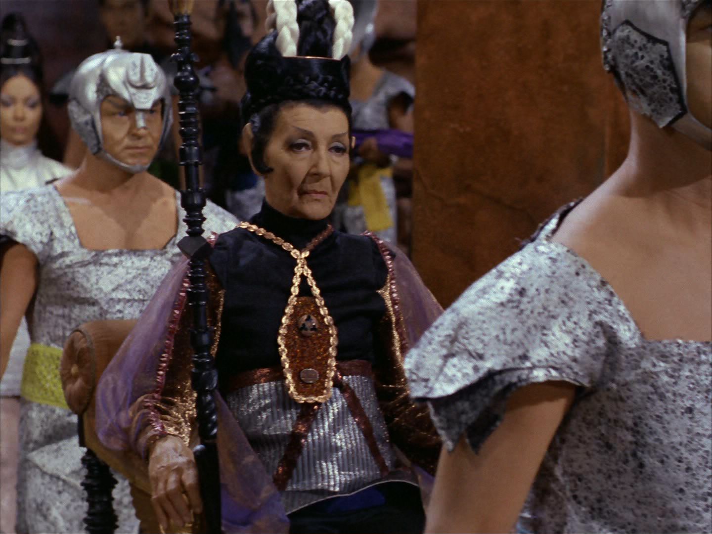 ariane179254_StarTrek_2x01_AmokTime_1201.jpg