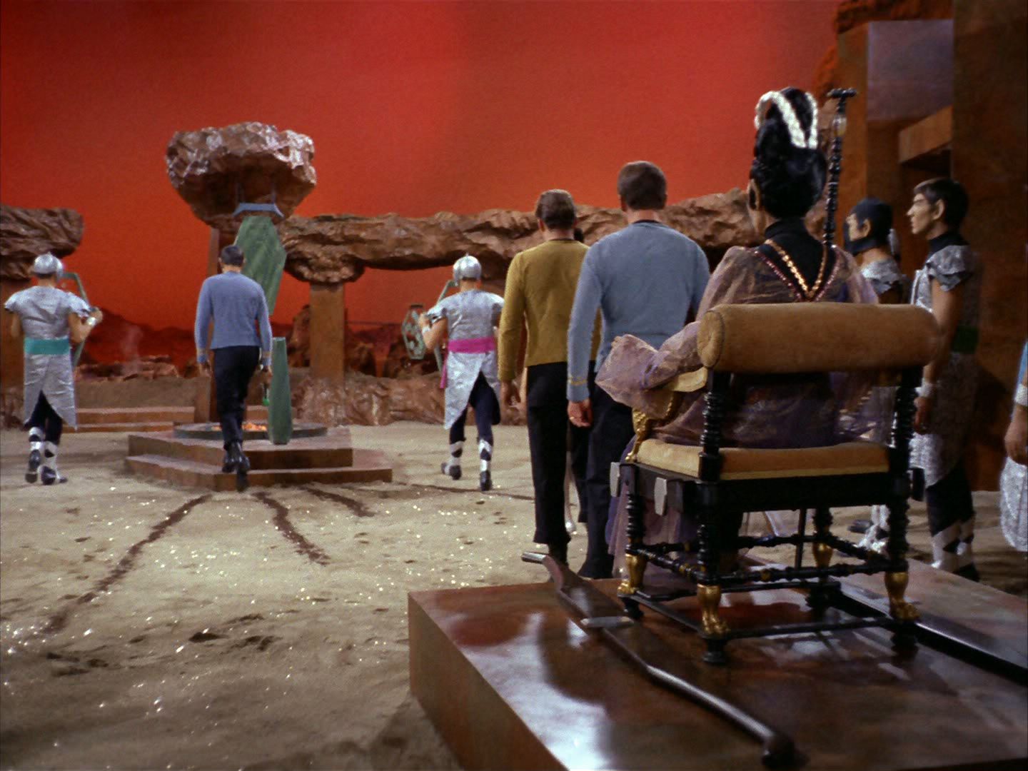 ariane179254_StarTrek_2x01_AmokTime_1307.jpg