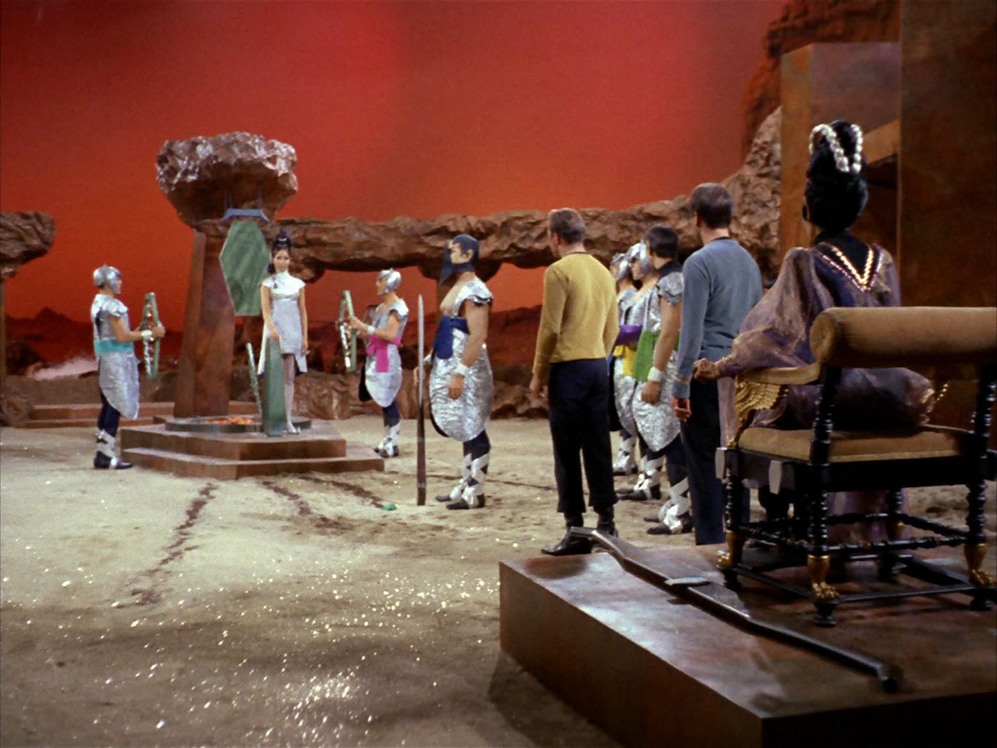 ariane179254_StarTrek_2x01_AmokTime_1394.jpg