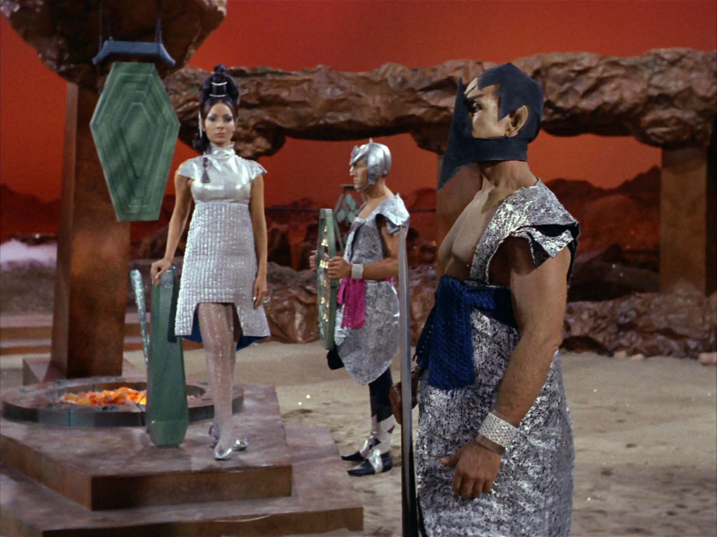 ariane179254_StarTrek_2x01_AmokTime_1413.jpg