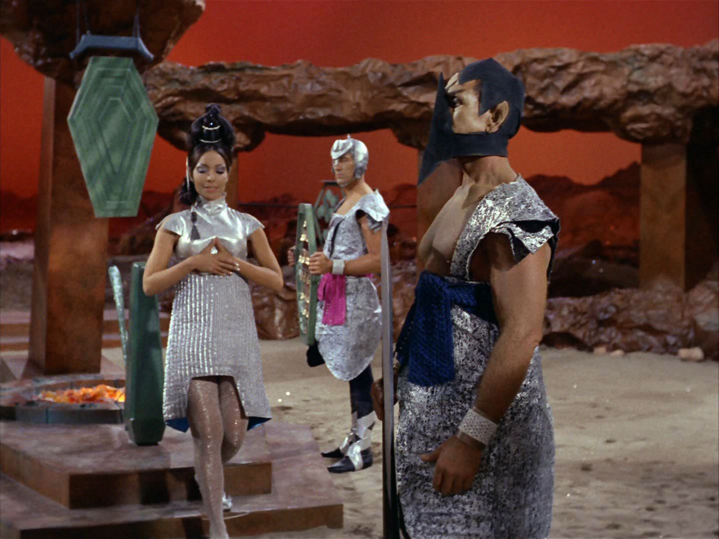 ariane179254_StarTrek_2x01_AmokTime_1417.jpg