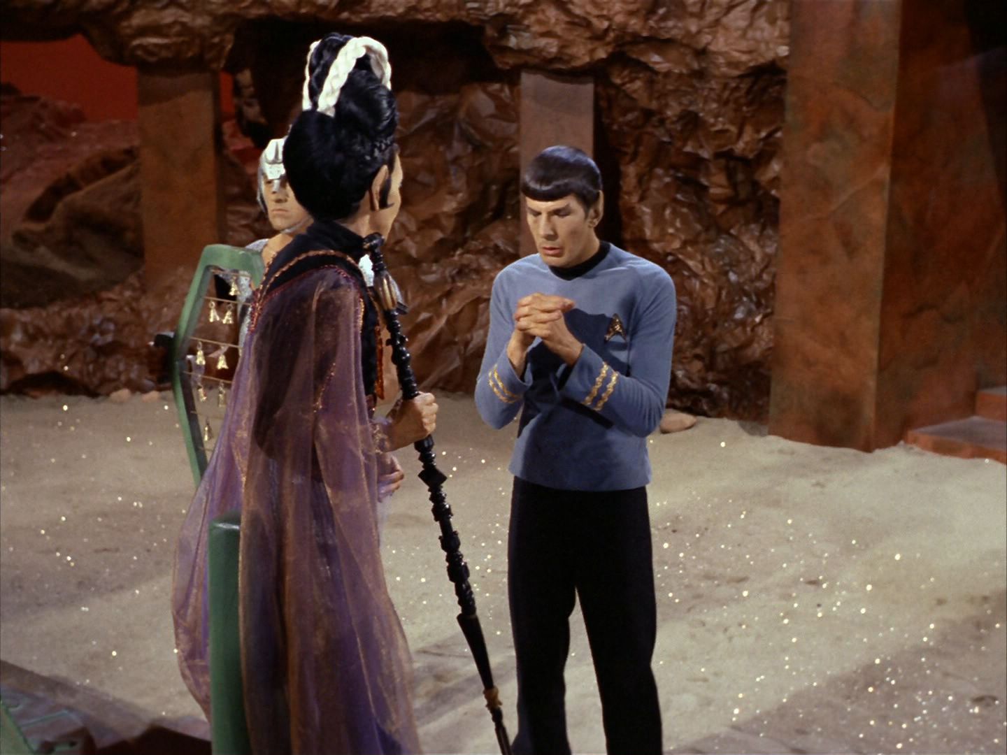 ariane179254_StarTrek_2x01_AmokTime_1518.jpg