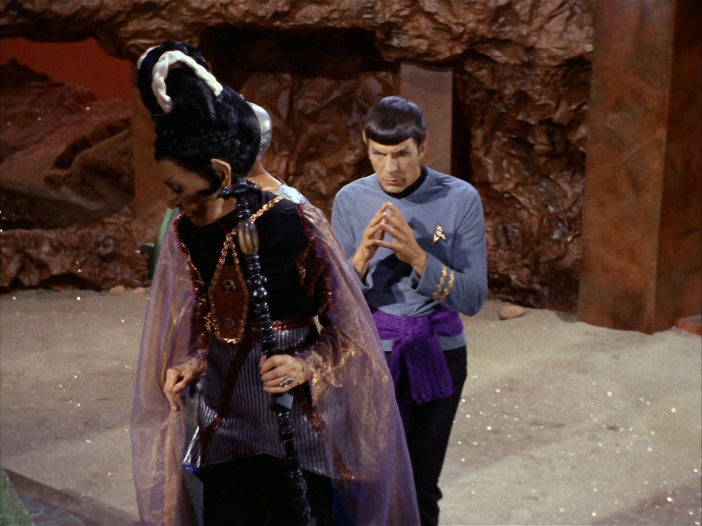ariane179254_StarTrek_2x01_AmokTime_1527.jpg