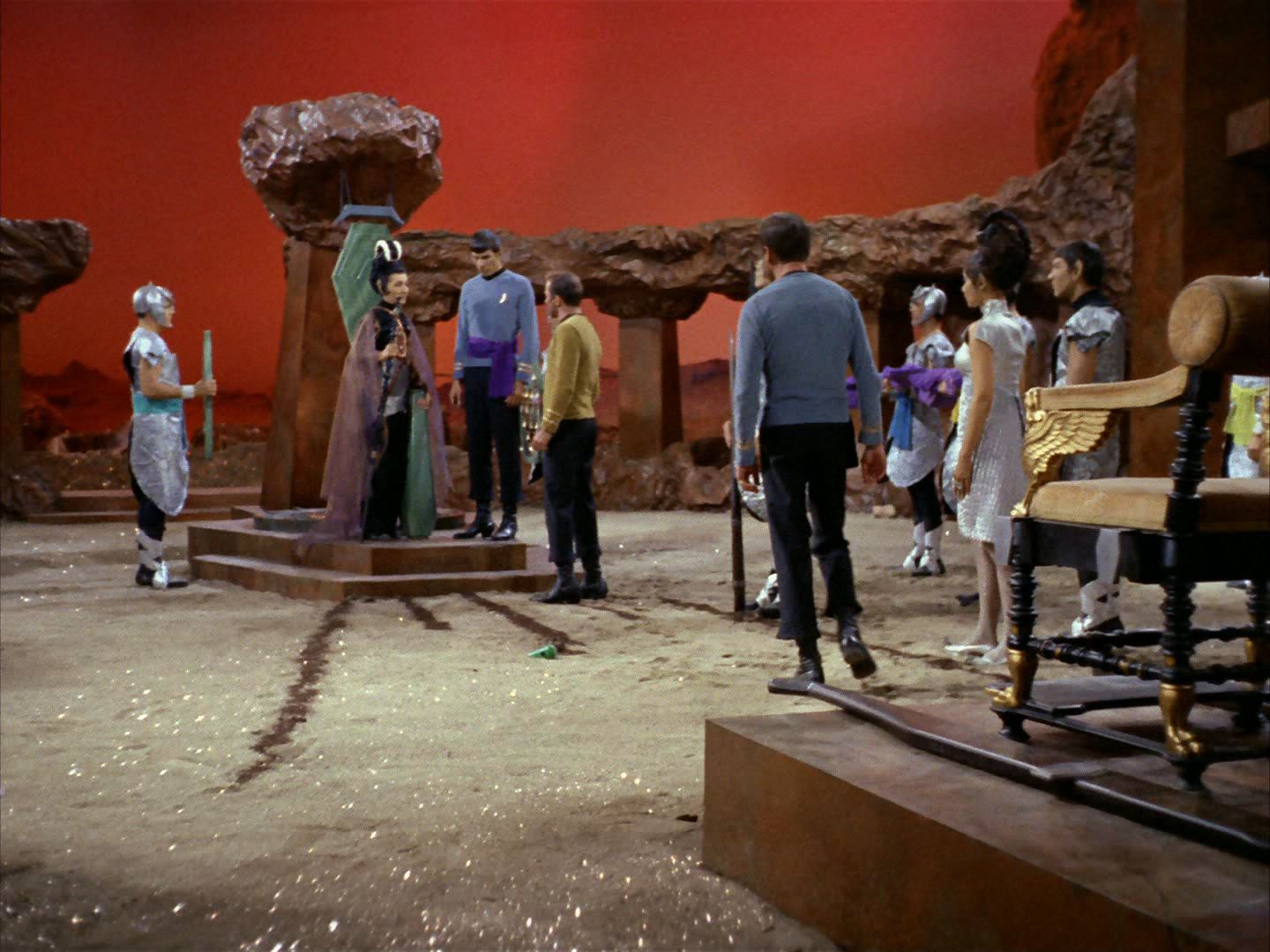 ariane179254_StarTrek_2x01_AmokTime_1541.jpg