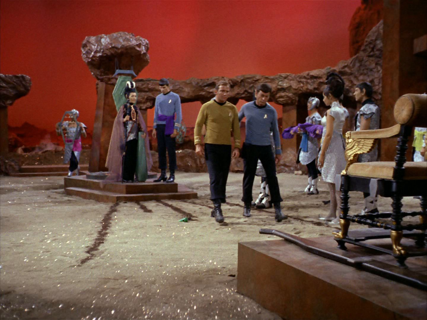 ariane179254_StarTrek_2x01_AmokTime_1546.jpg