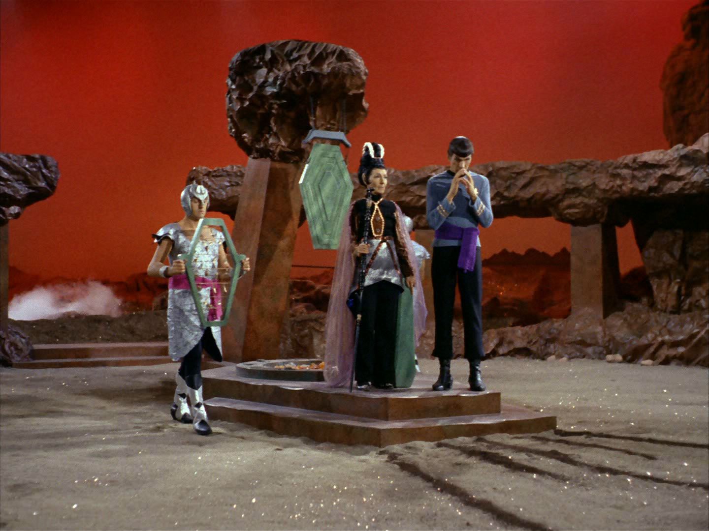 ariane179254_StarTrek_2x01_AmokTime_1556.jpg