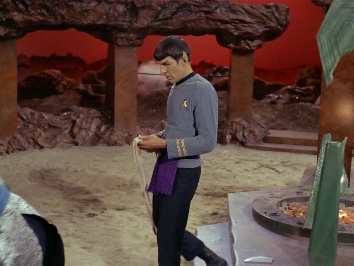 ariane179254_StarTrek_2x01_AmokTime_1726.jpg