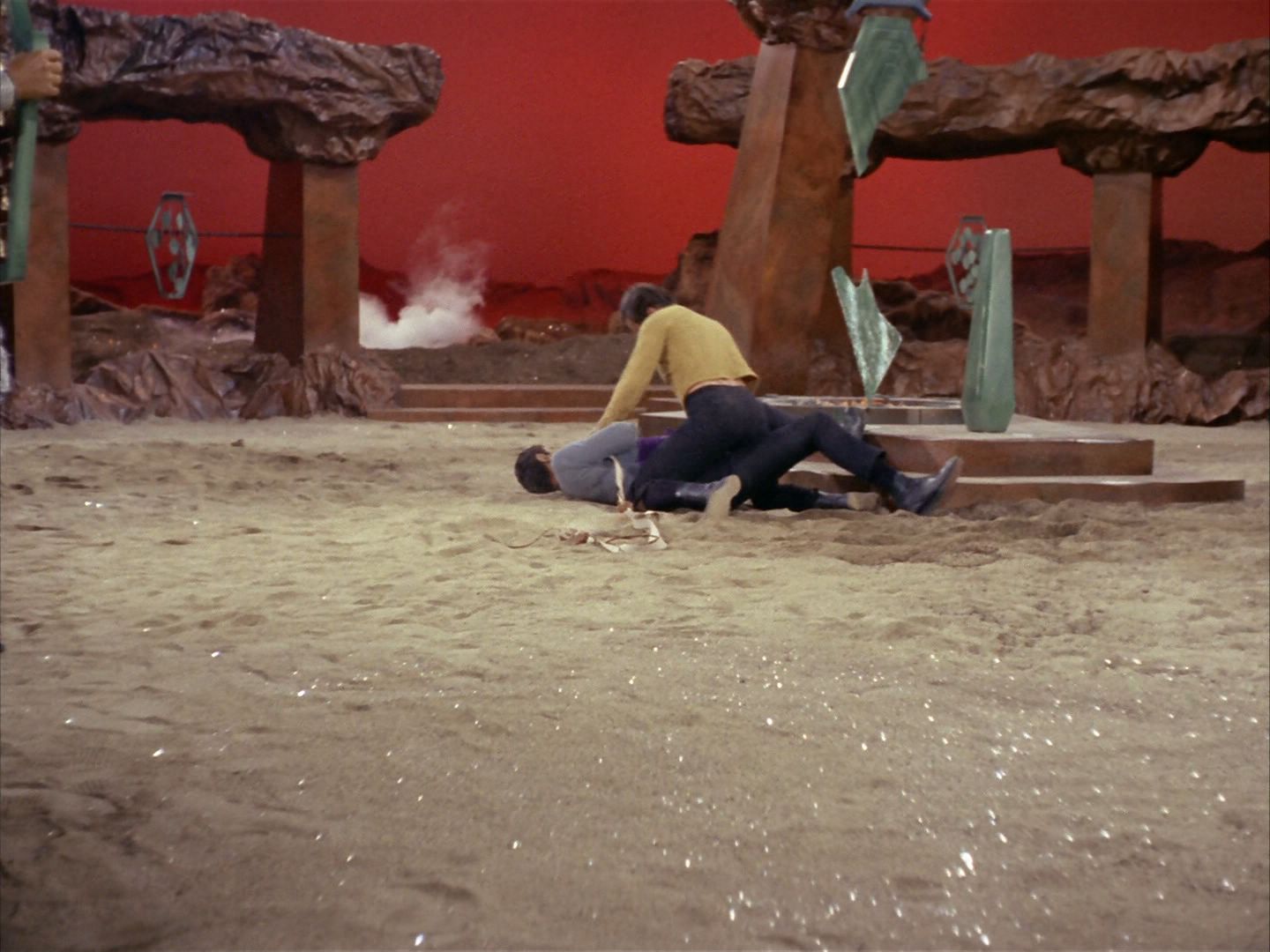 ariane179254_StarTrek_2x01_AmokTime_1739.jpg