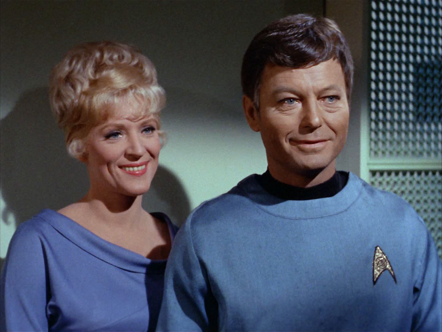ariane179254_StarTrek_2x01_AmokTime_1943.jpg
