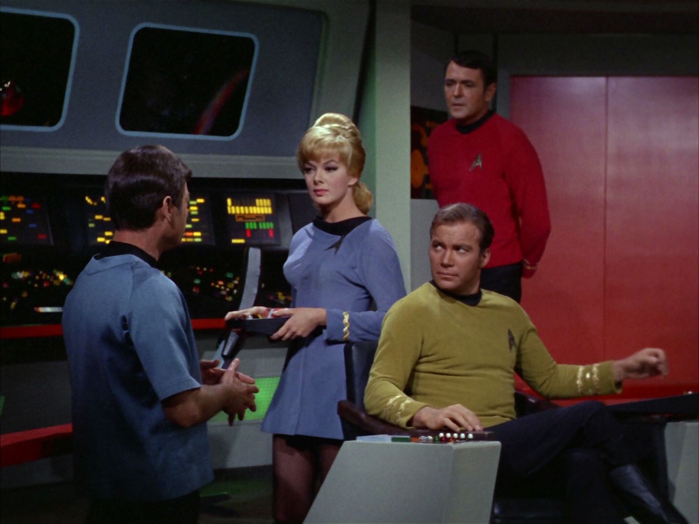 ariane179254_StarTrek_2x02_WhoMournsForAdonais_0007.jpg