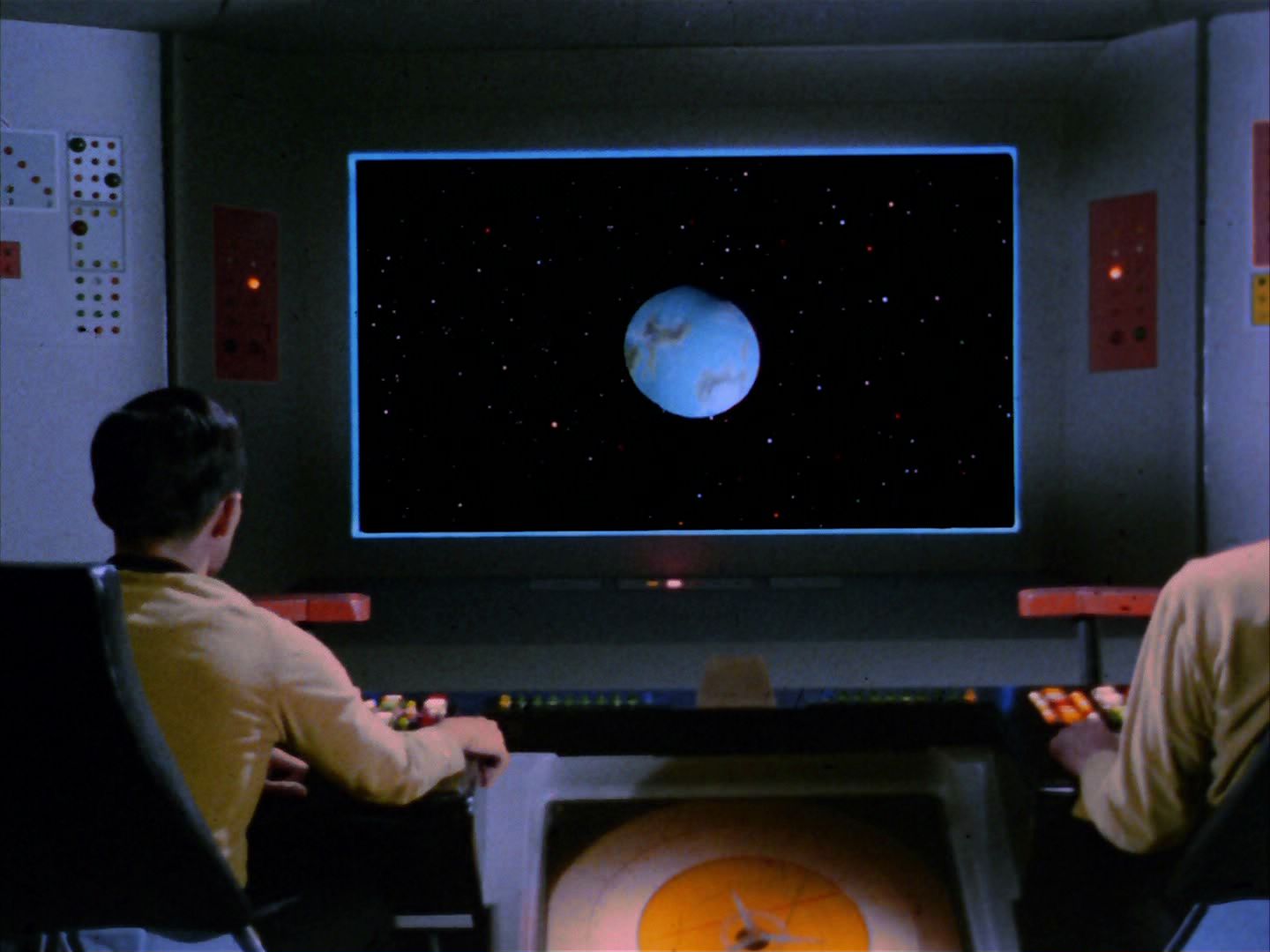 ariane179254_StarTrek_2x02_WhoMournsForAdonais_0049.jpg