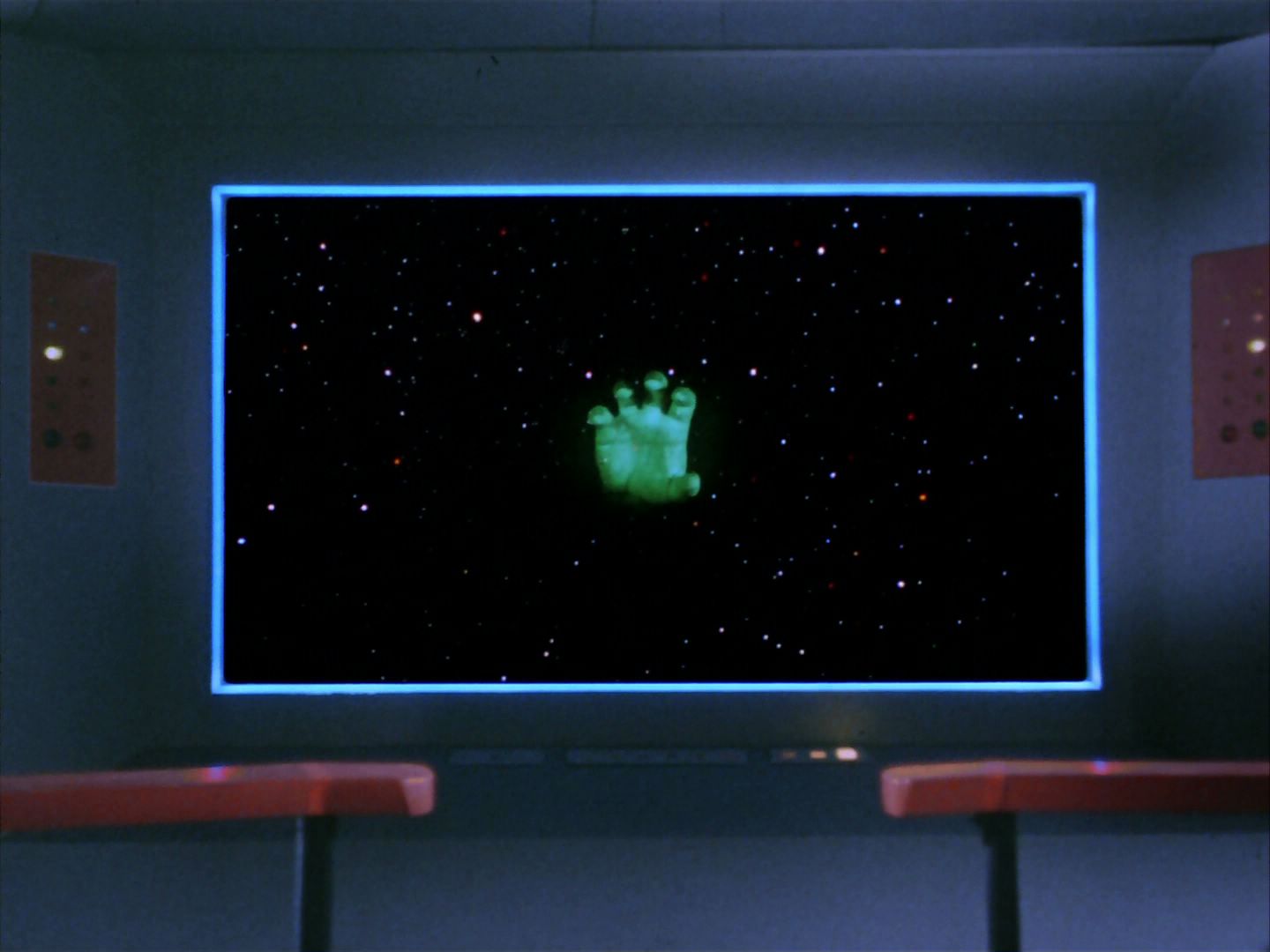ariane179254_StarTrek_2x02_WhoMournsForAdonais_0073.jpg