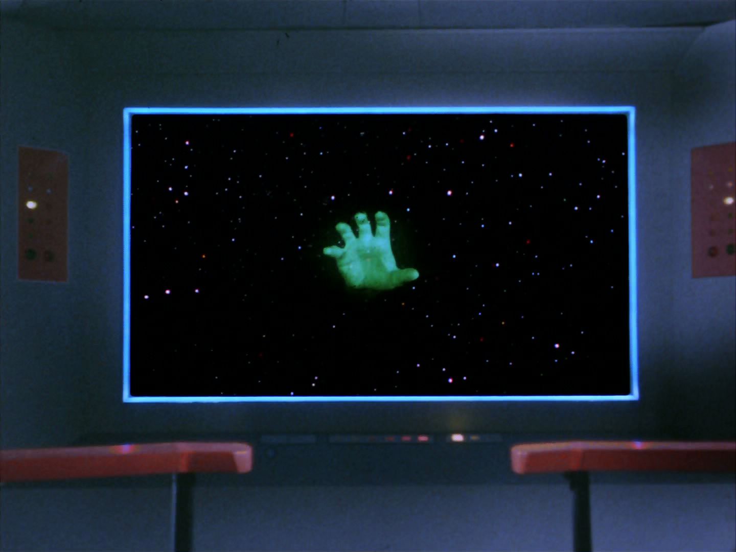 ariane179254_StarTrek_2x02_WhoMournsForAdonais_0074.jpg