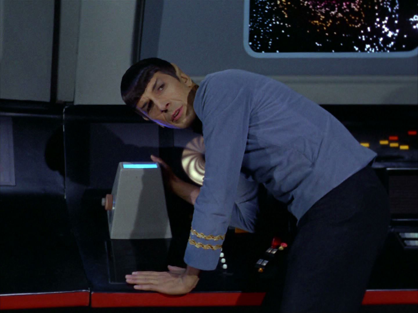 ariane179254_StarTrek_2x02_WhoMournsForAdonais_0086.jpg