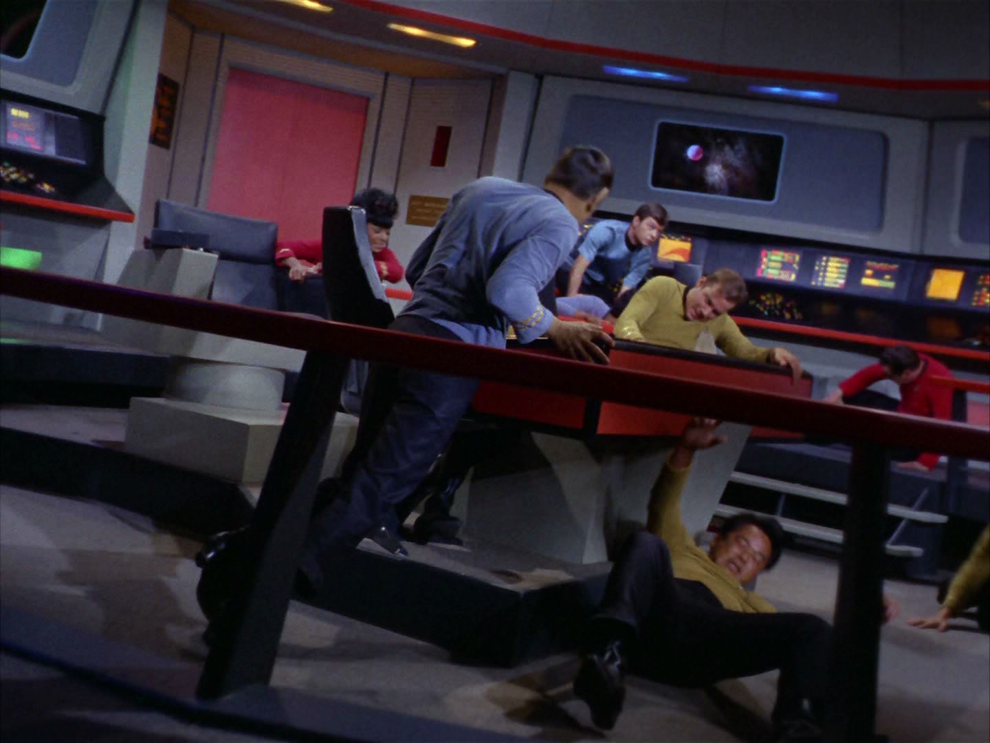 ariane179254_StarTrek_2x02_WhoMournsForAdonais_0099.jpg