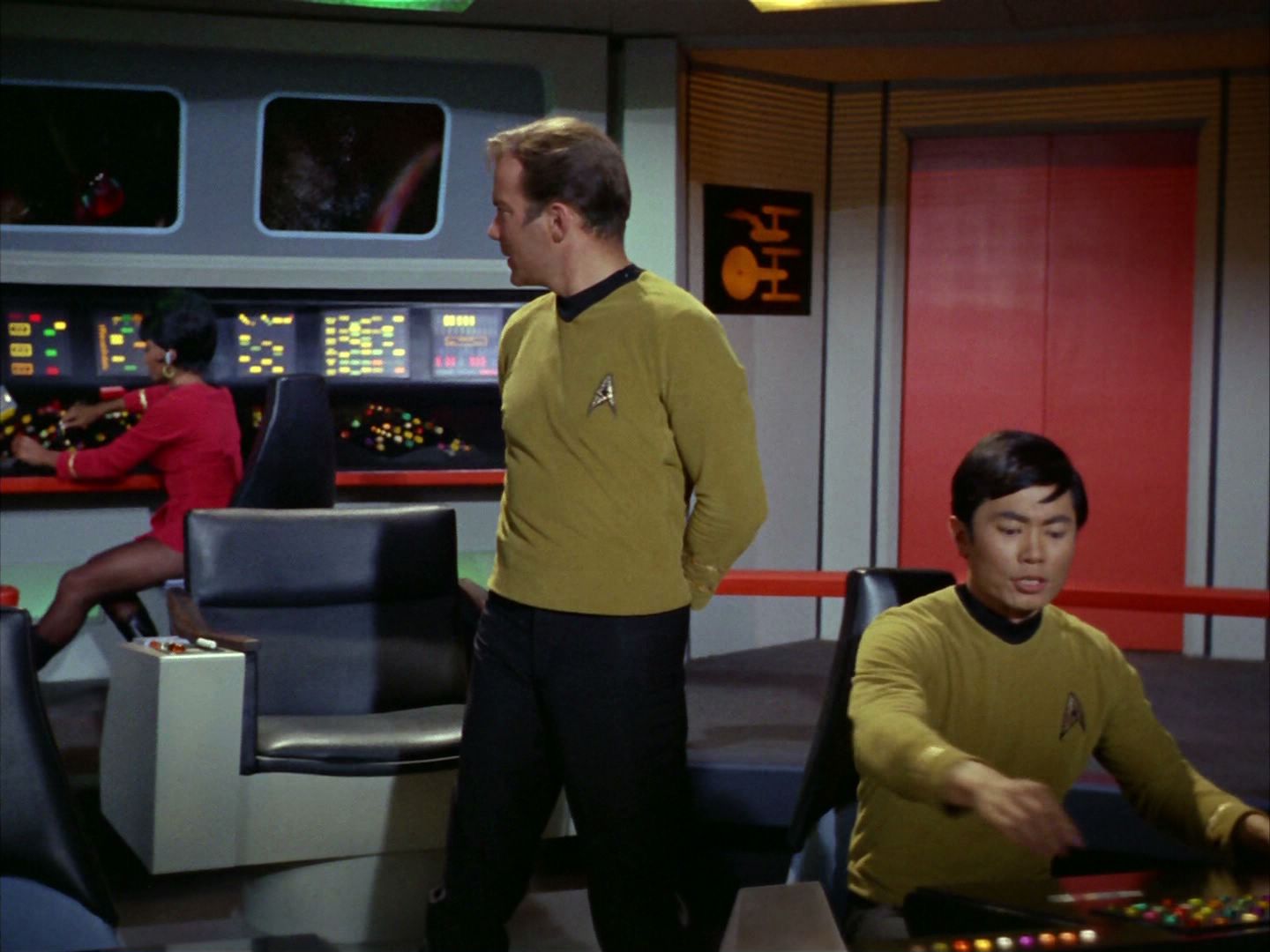 ariane179254_StarTrek_2x02_WhoMournsForAdonais_0120.jpg
