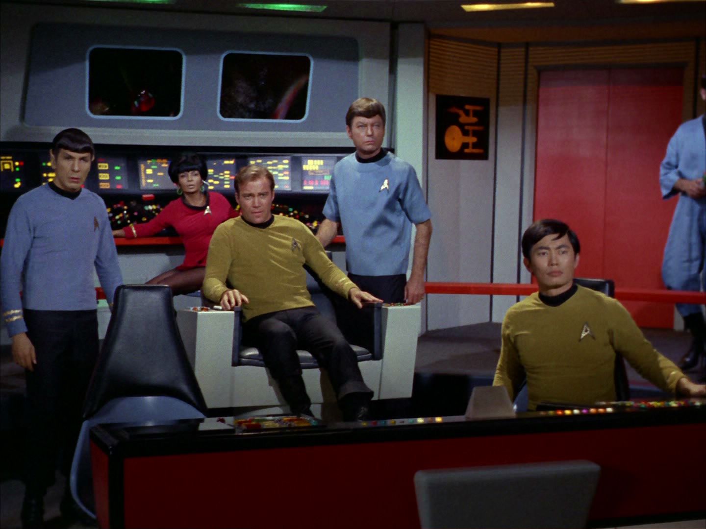 ariane179254_StarTrek_2x02_WhoMournsForAdonais_0153.jpg