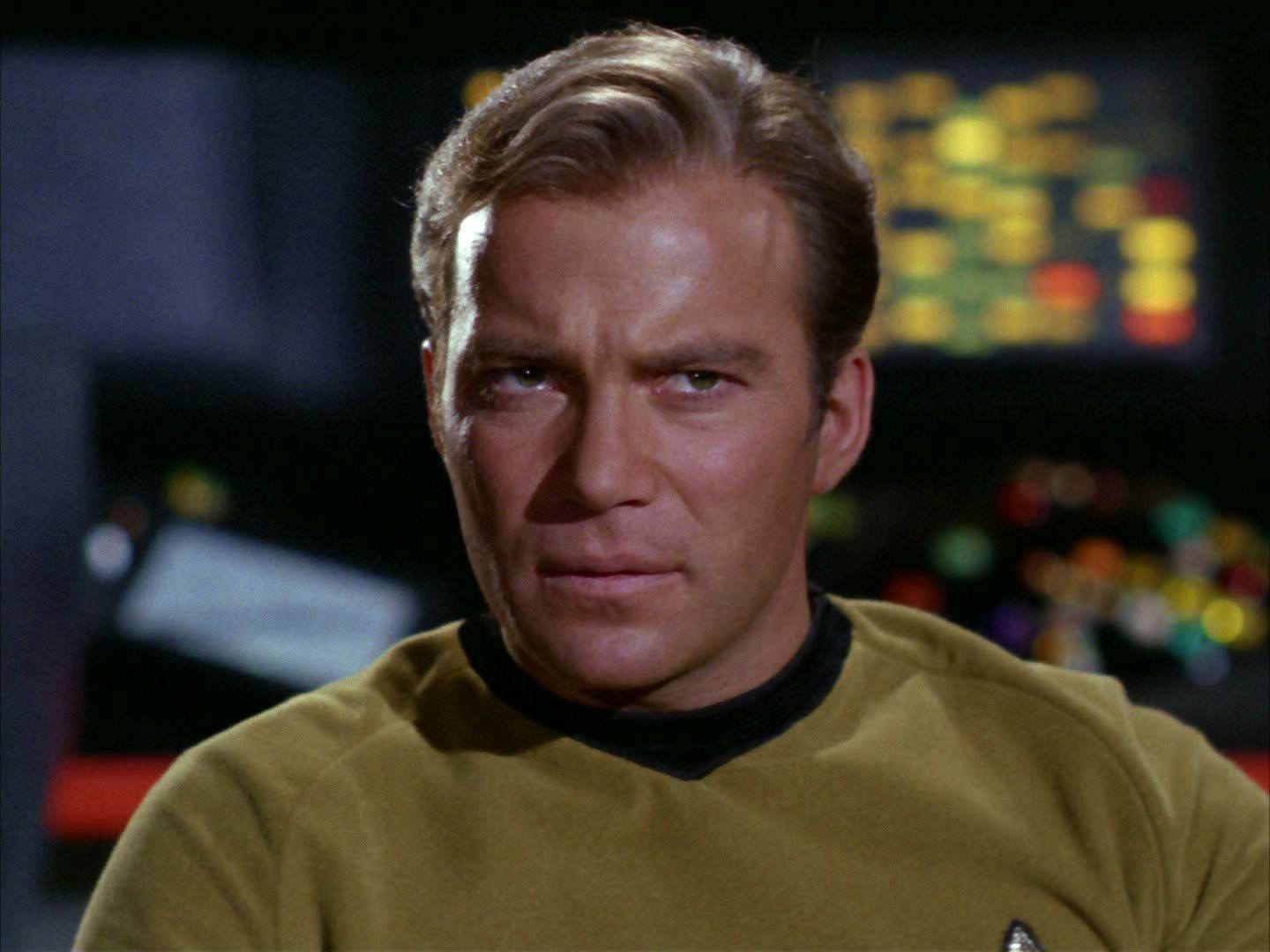 ariane179254_StarTrek_2x02_WhoMournsForAdonais_0185.jpg