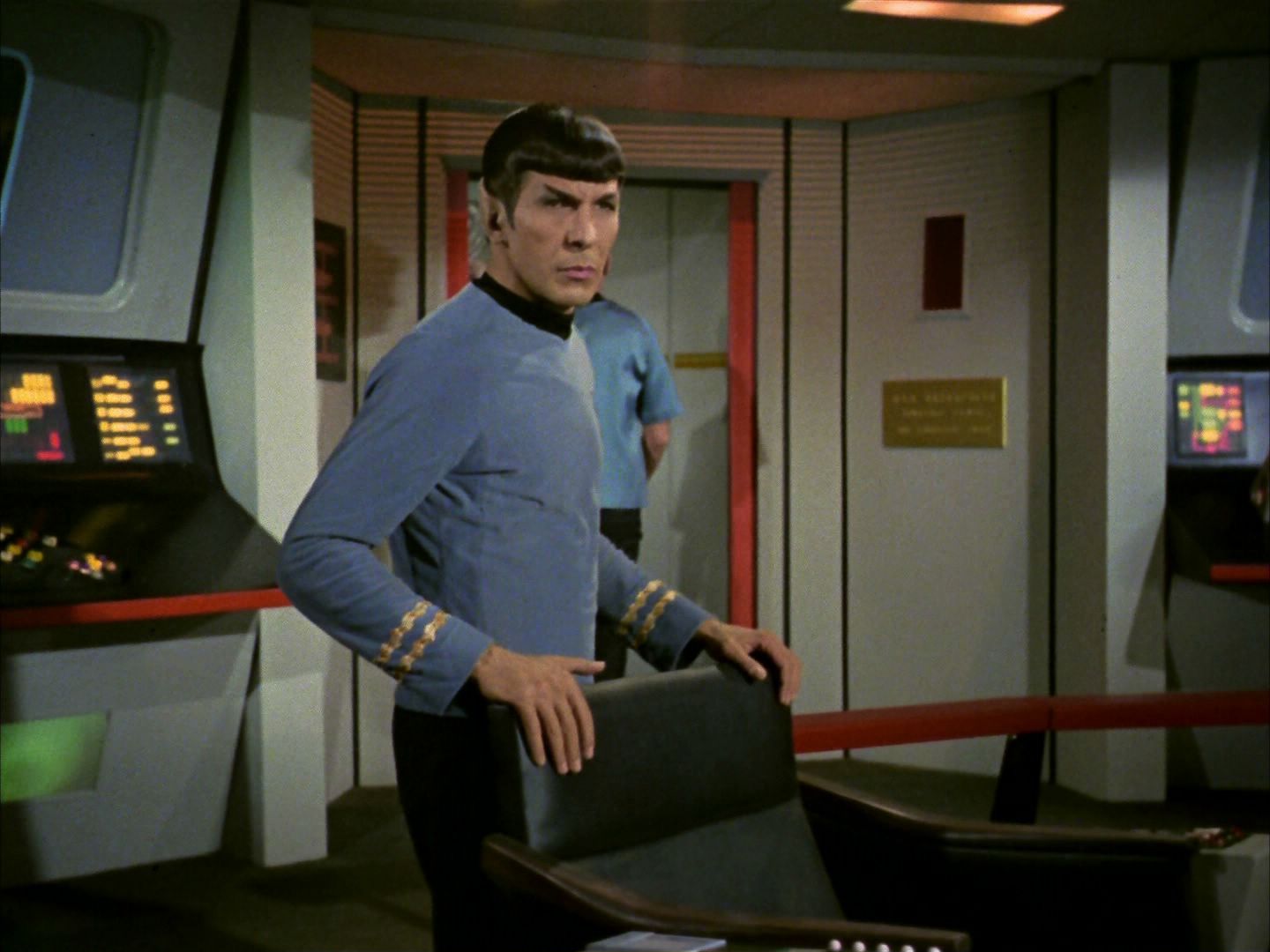 ariane179254_StarTrek_2x02_WhoMournsForAdonais_0257.jpg
