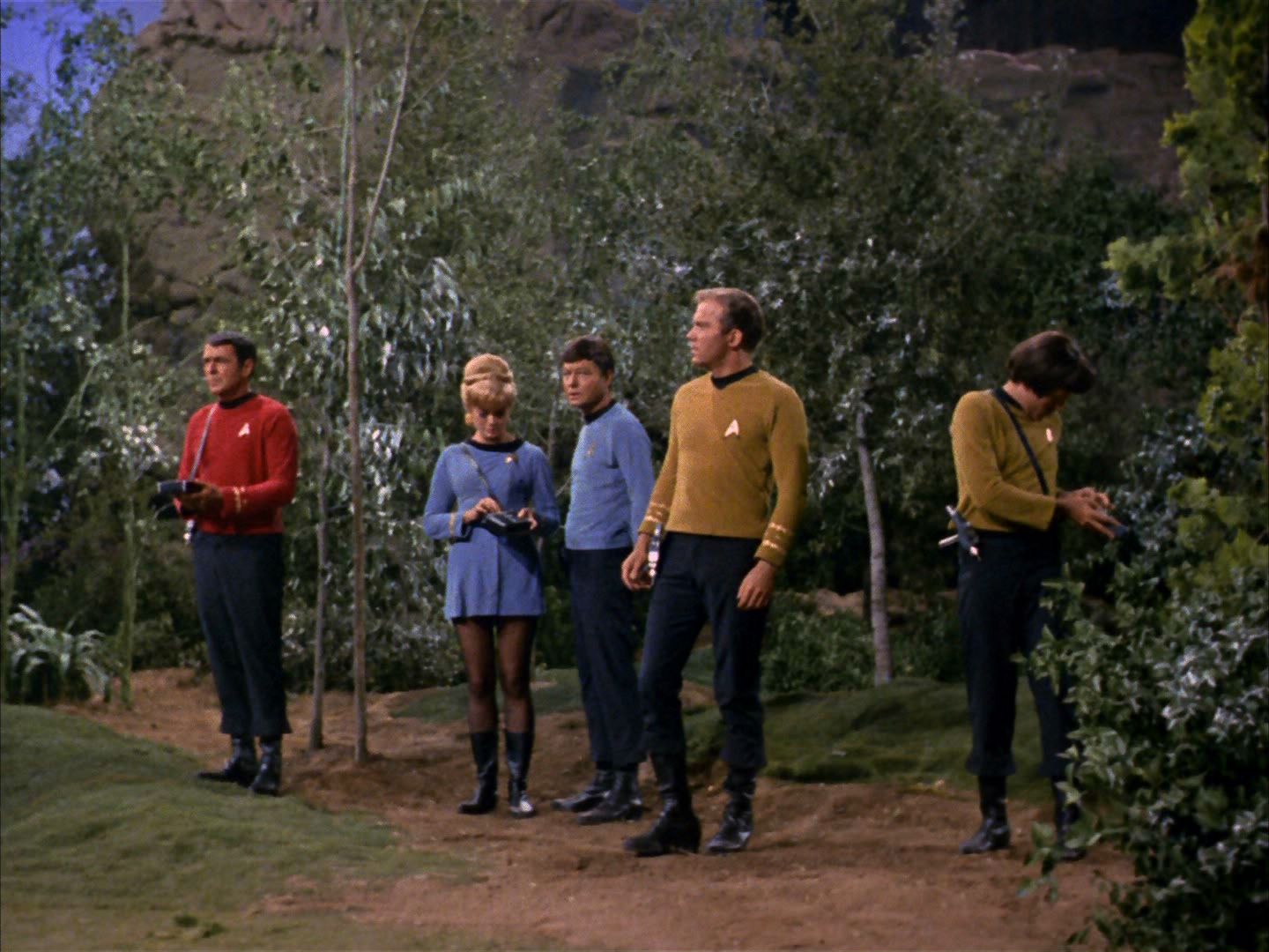 ariane179254_StarTrek_2x02_WhoMournsForAdonais_0272.jpg