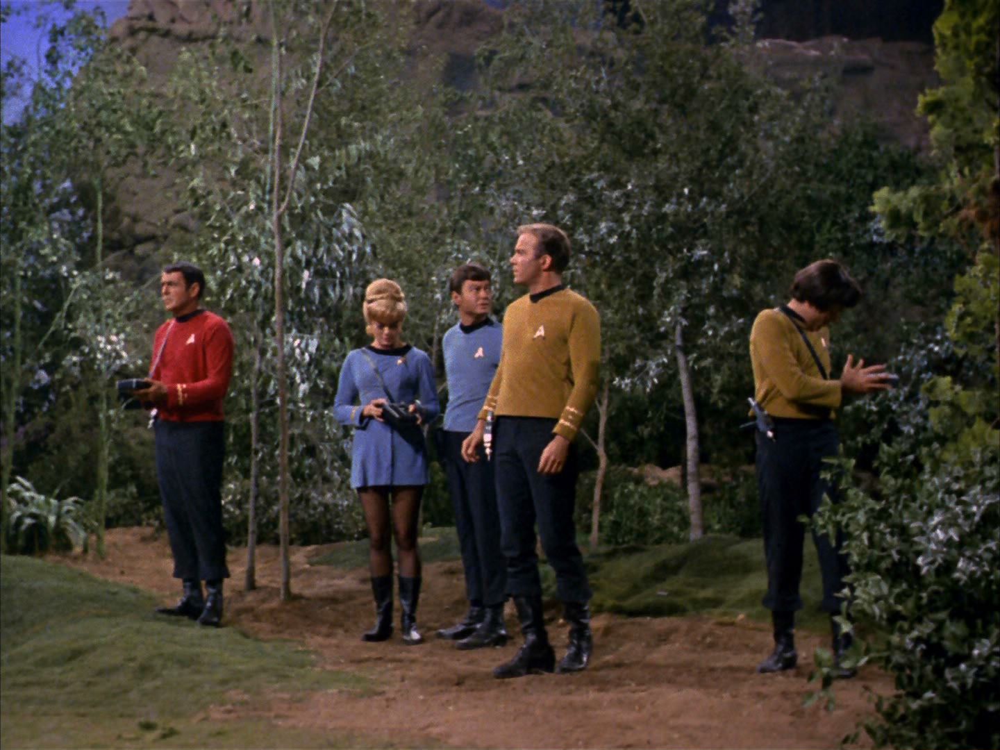 ariane179254_StarTrek_2x02_WhoMournsForAdonais_0273.jpg