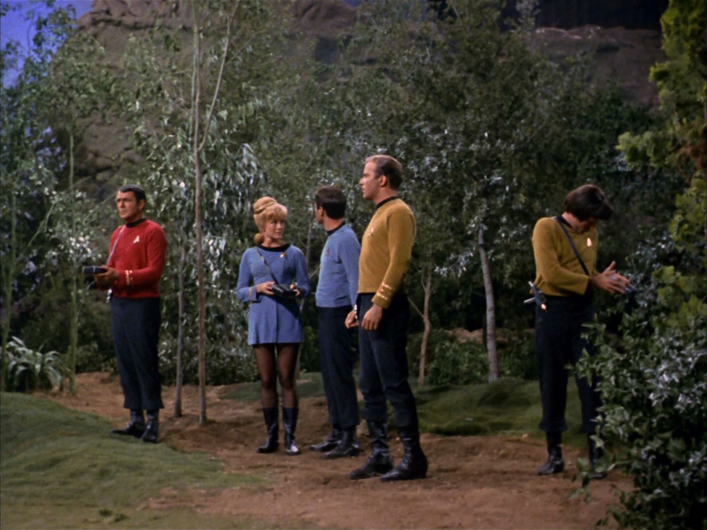 ariane179254_StarTrek_2x02_WhoMournsForAdonais_0274.jpg