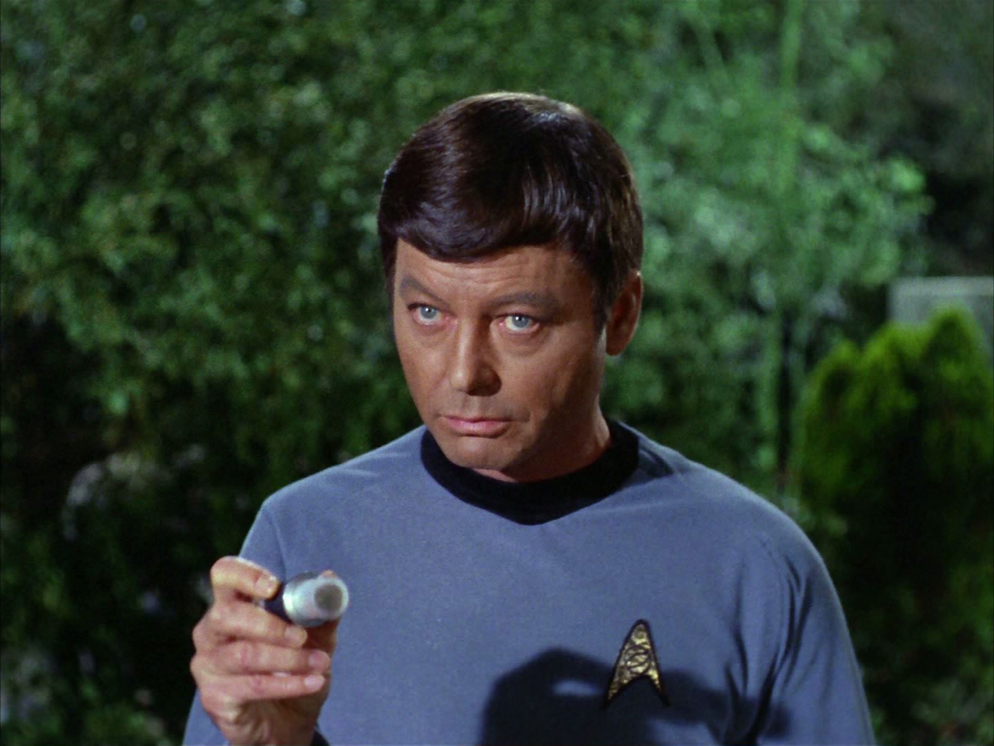 ariane179254_StarTrek_2x02_WhoMournsForAdonais_0297.jpg