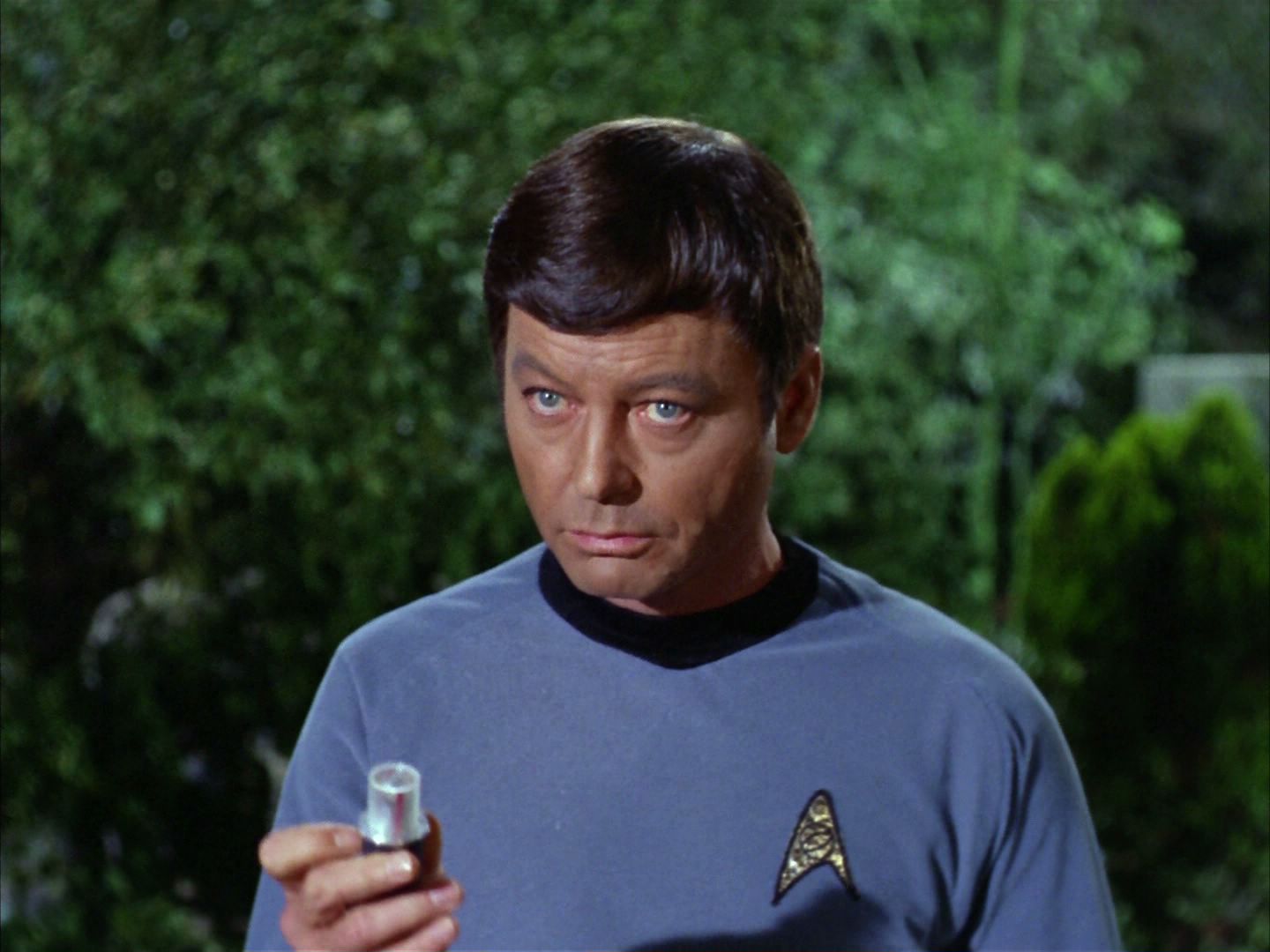 ariane179254_StarTrek_2x02_WhoMournsForAdonais_0298.jpg