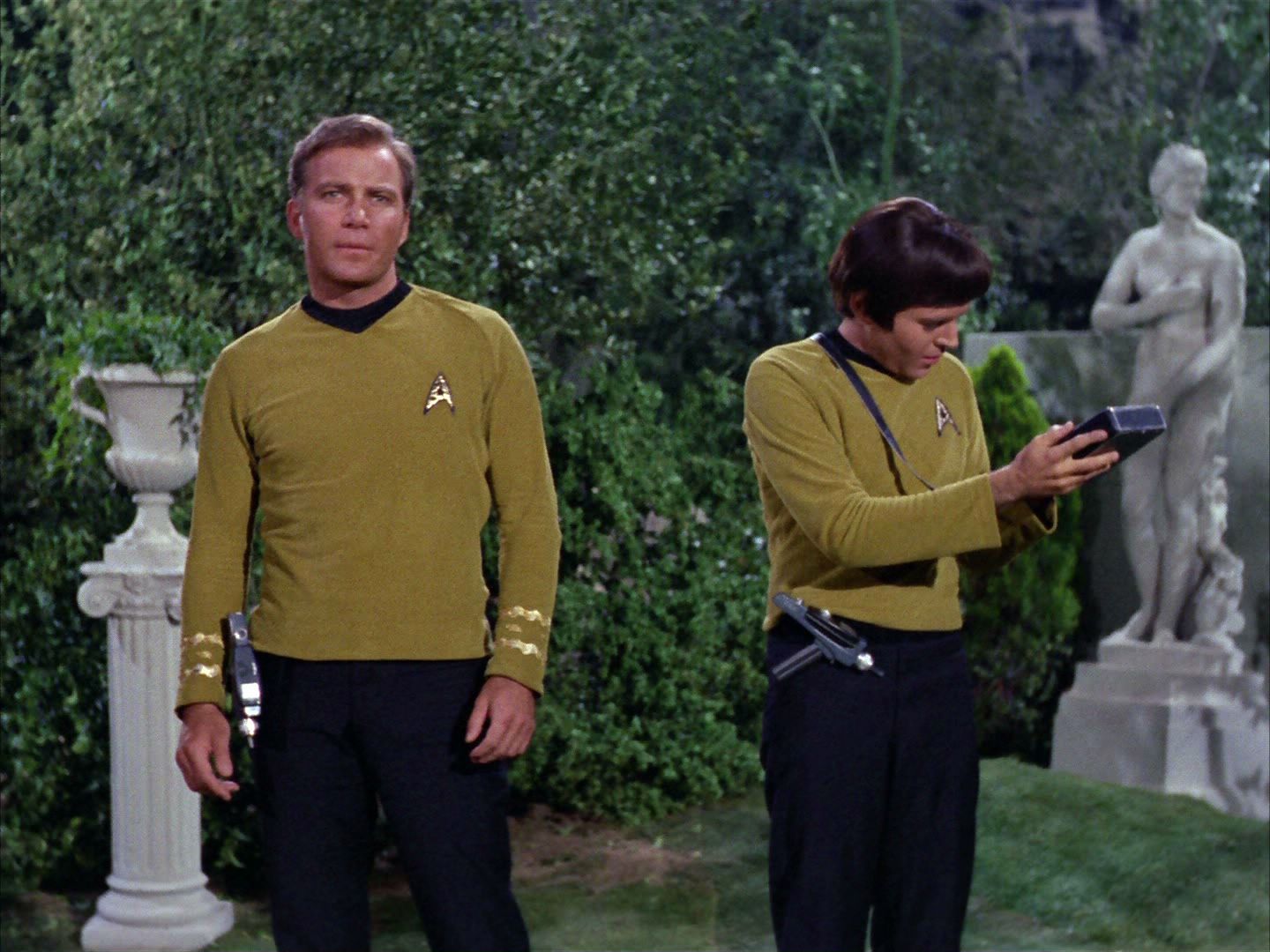 ariane179254_StarTrek_2x02_WhoMournsForAdonais_0299.jpg