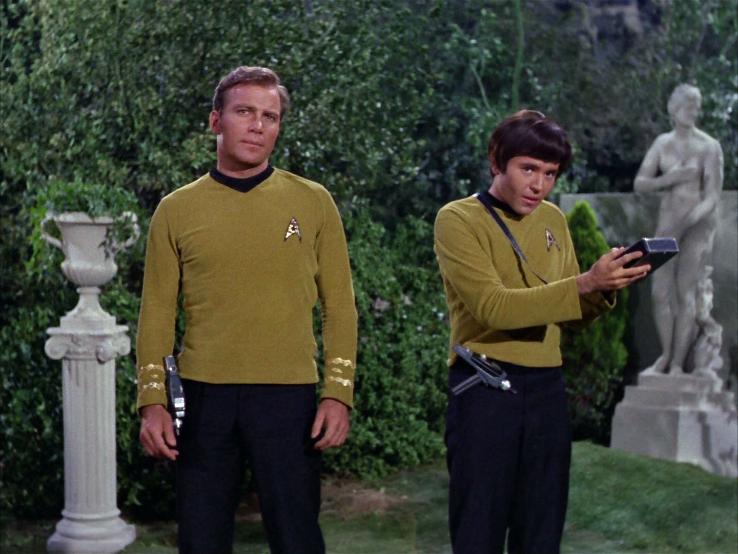 ariane179254_StarTrek_2x02_WhoMournsForAdonais_0300.jpg