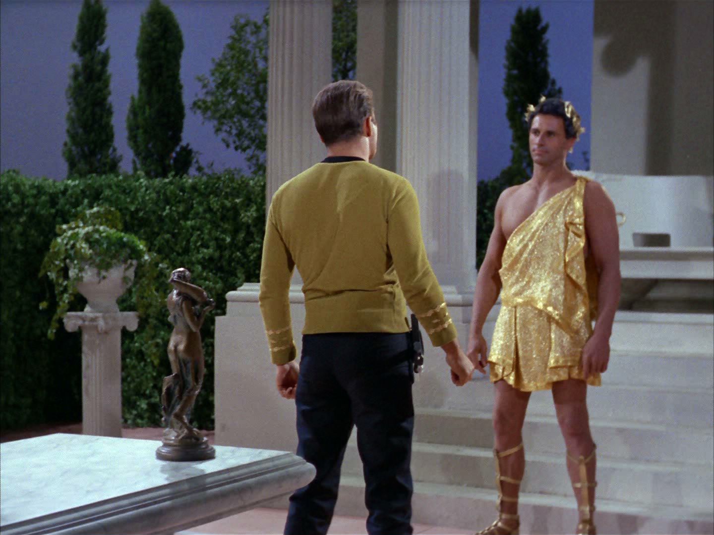 ariane179254_StarTrek_2x02_WhoMournsForAdonais_0348.jpg