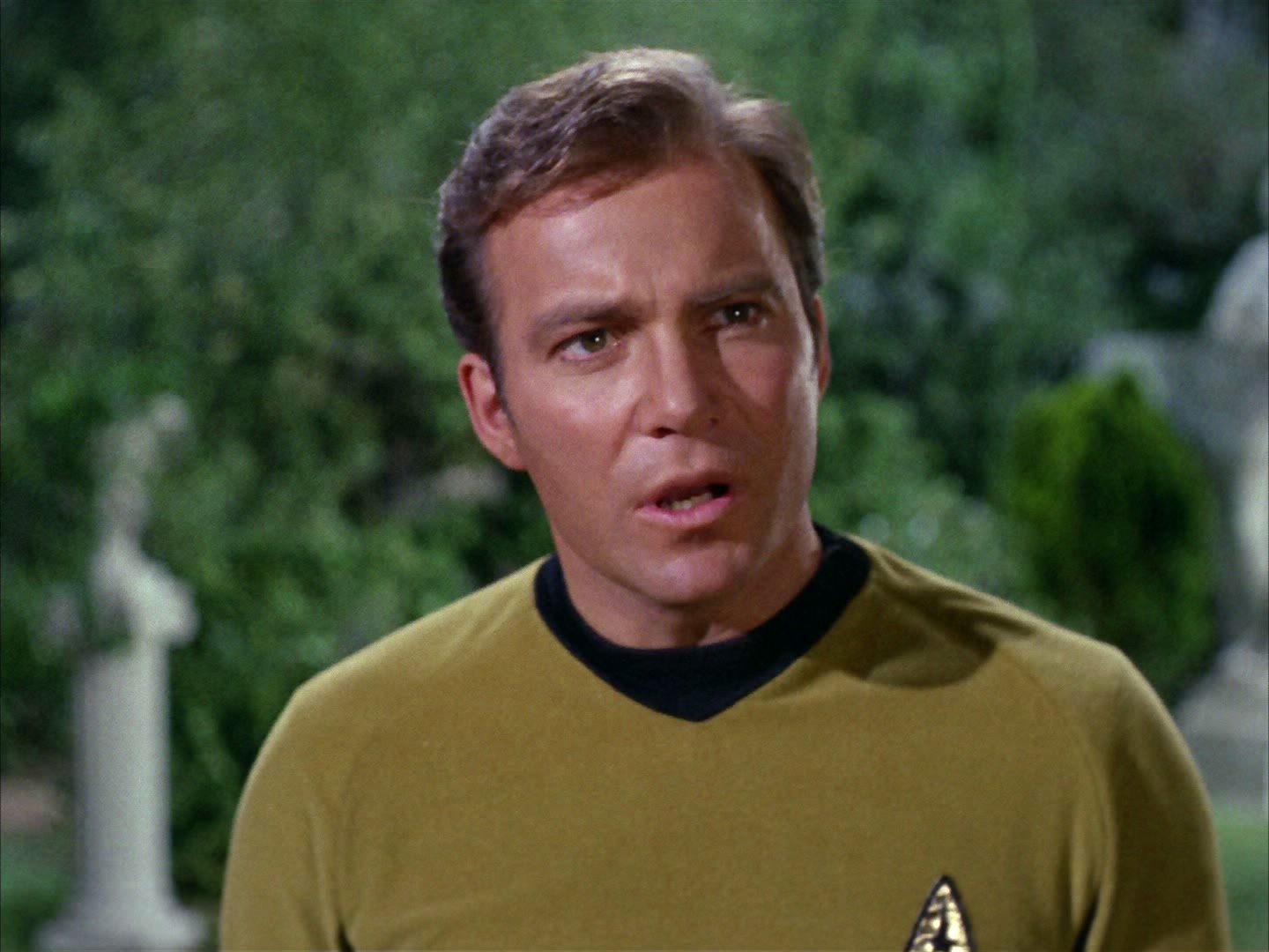 ariane179254_StarTrek_2x02_WhoMournsForAdonais_0364.jpg