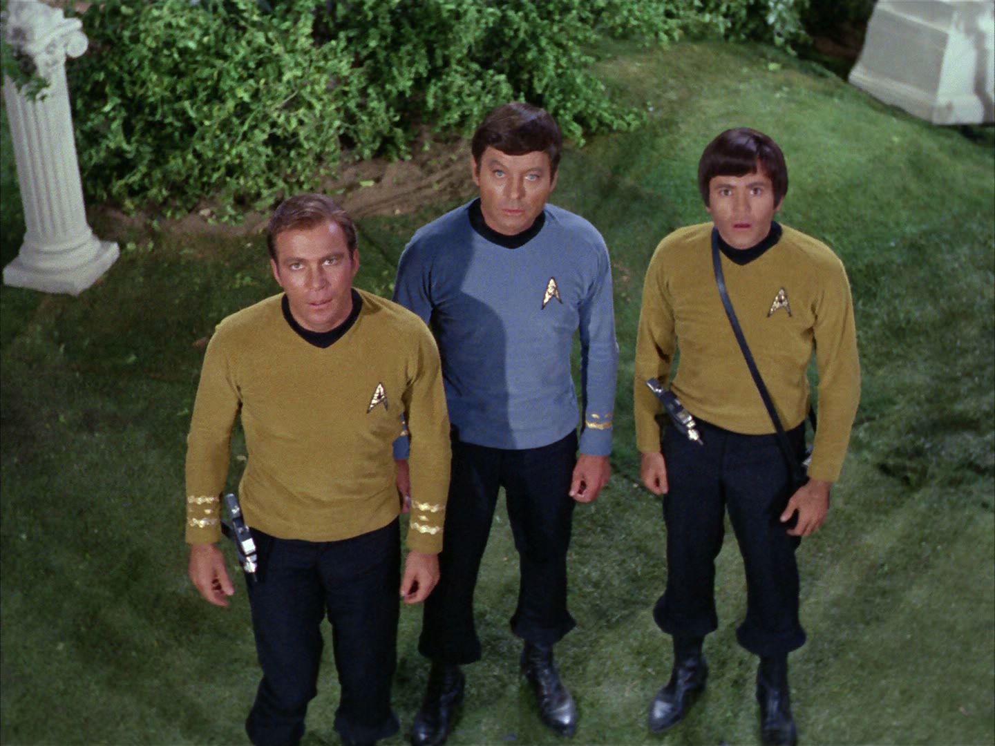 ariane179254_StarTrek_2x02_WhoMournsForAdonais_0383.jpg