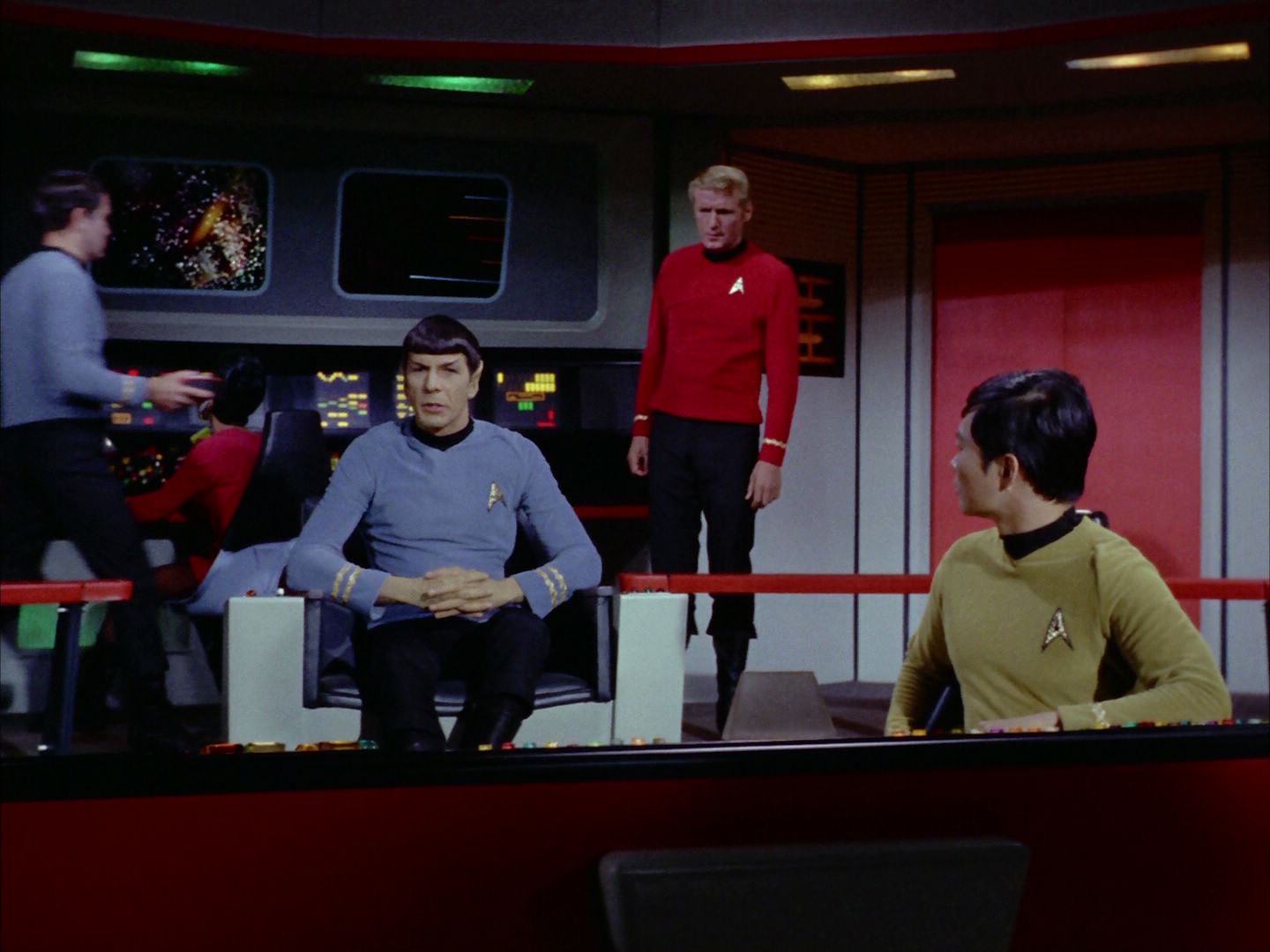 ariane179254_StarTrek_2x02_WhoMournsForAdonais_0394.jpg