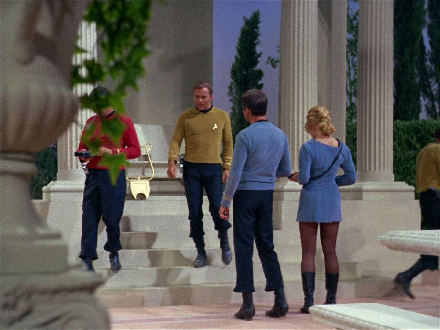 ariane179254_StarTrek_2x02_WhoMournsForAdonais_0443.jpg