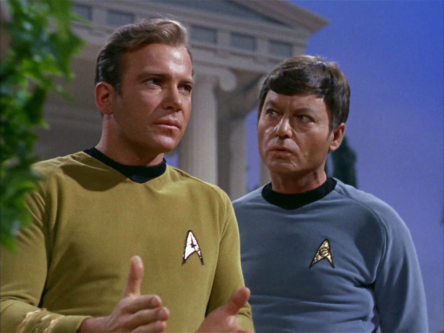 ariane179254_StarTrek_2x02_WhoMournsForAdonais_0453.jpg