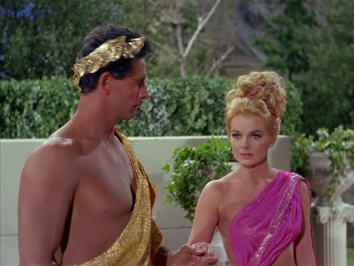 ariane179254_StarTrek_2x02_WhoMournsForAdonais_0572.jpg