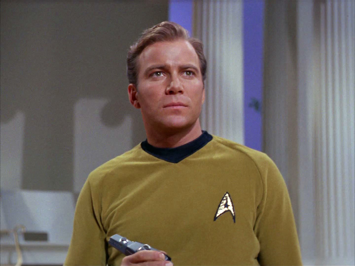 ariane179254_StarTrek_2x02_WhoMournsForAdonais_0574.jpg