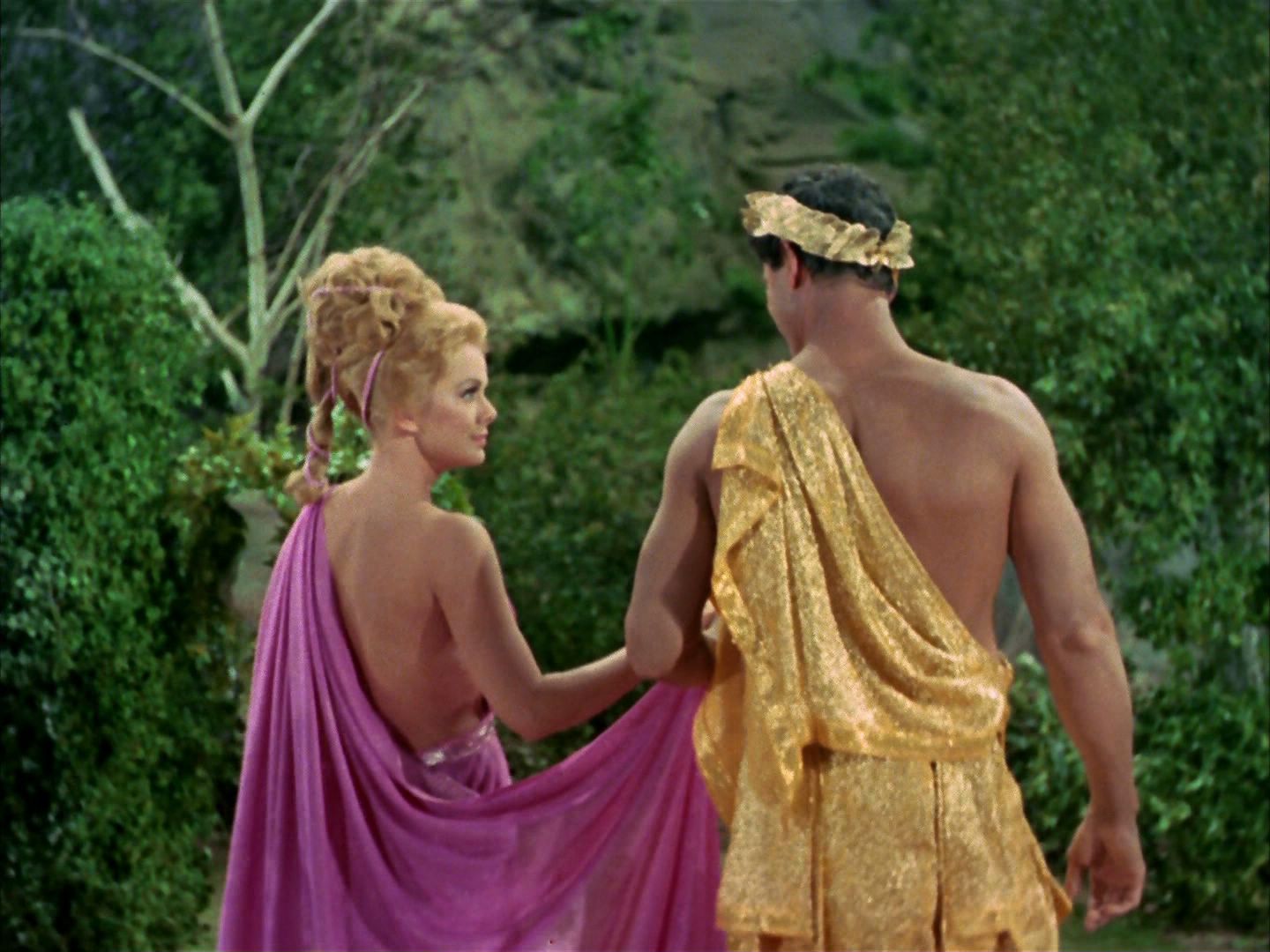 ariane179254_StarTrek_2x02_WhoMournsForAdonais_0582.jpg